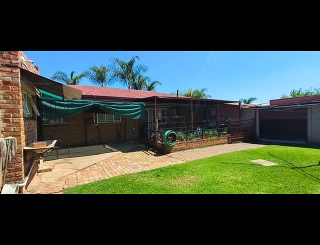 3 BEDROOM HOUSE FOR SALE IN WEST PARK